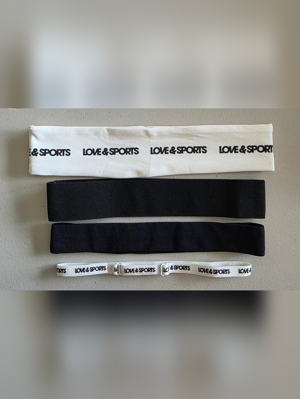 LOVE & SPORTS Black and White Hairbands Set